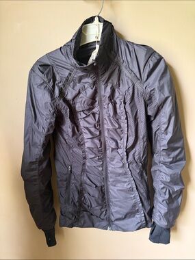 lululemon athletica Perforated Quilted Zip Jacket - Gray